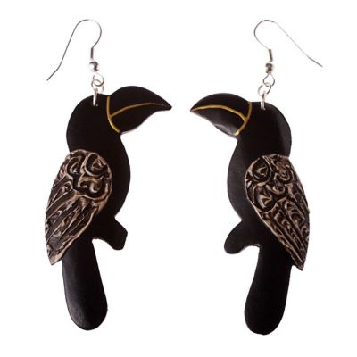 Painted wooden earrings Toucans