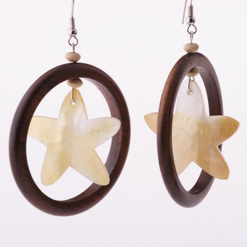 Shell earrings Glitter of a Star Indonesia