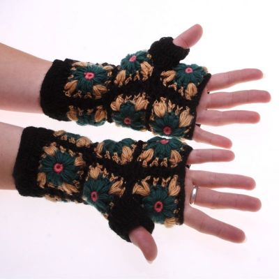 Woolen fingerless gloves Jendela Pokhara Nepal