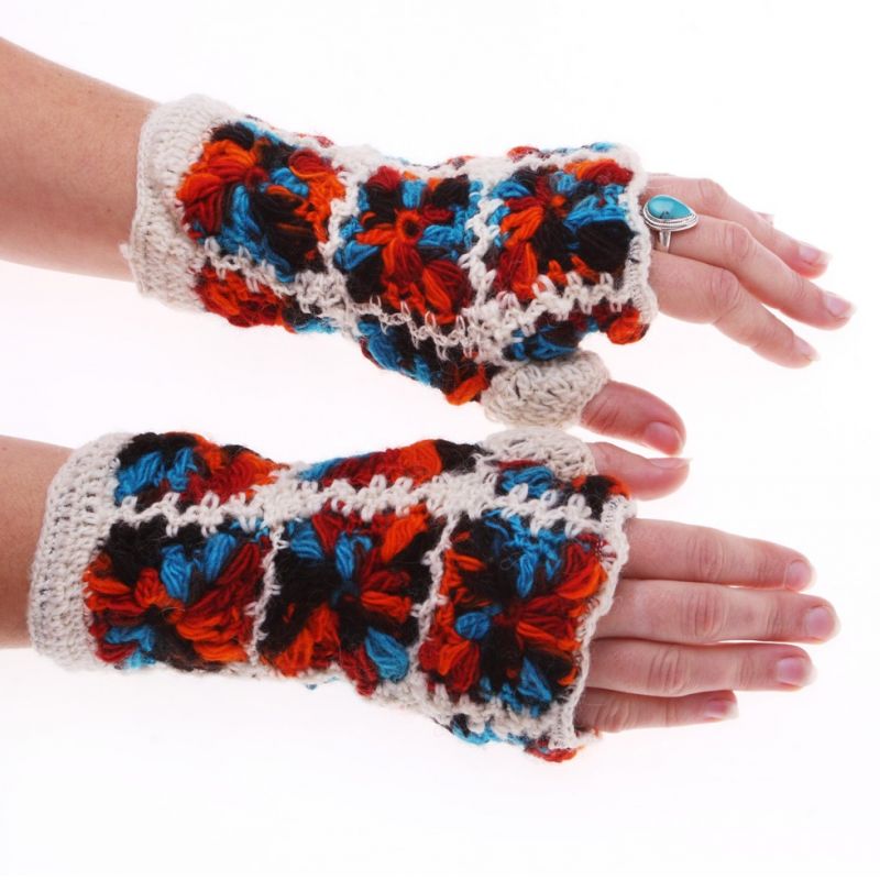 Woolen fingerless gloves Jendela Tansen Nepal