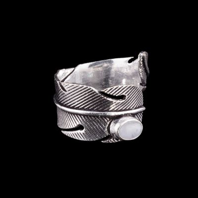 German silver ring Sadiki - moon stone India