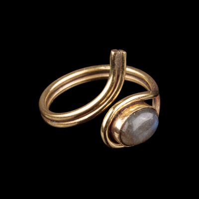 Brass ring Ovidia India
