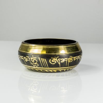 Engraved tibetan bowl Ganesha 1 Nepal