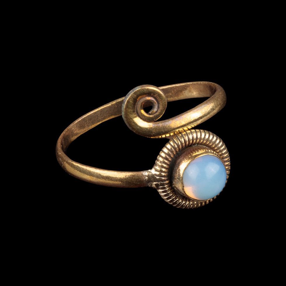 Brass ring Aurelia Moonstone India