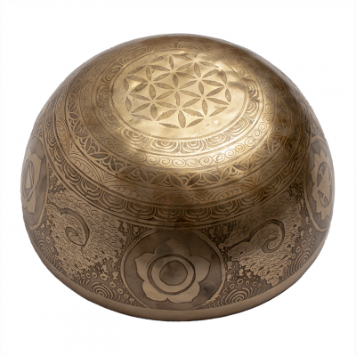Hand hammered tibetan bowl Mantra 4 Nepal
