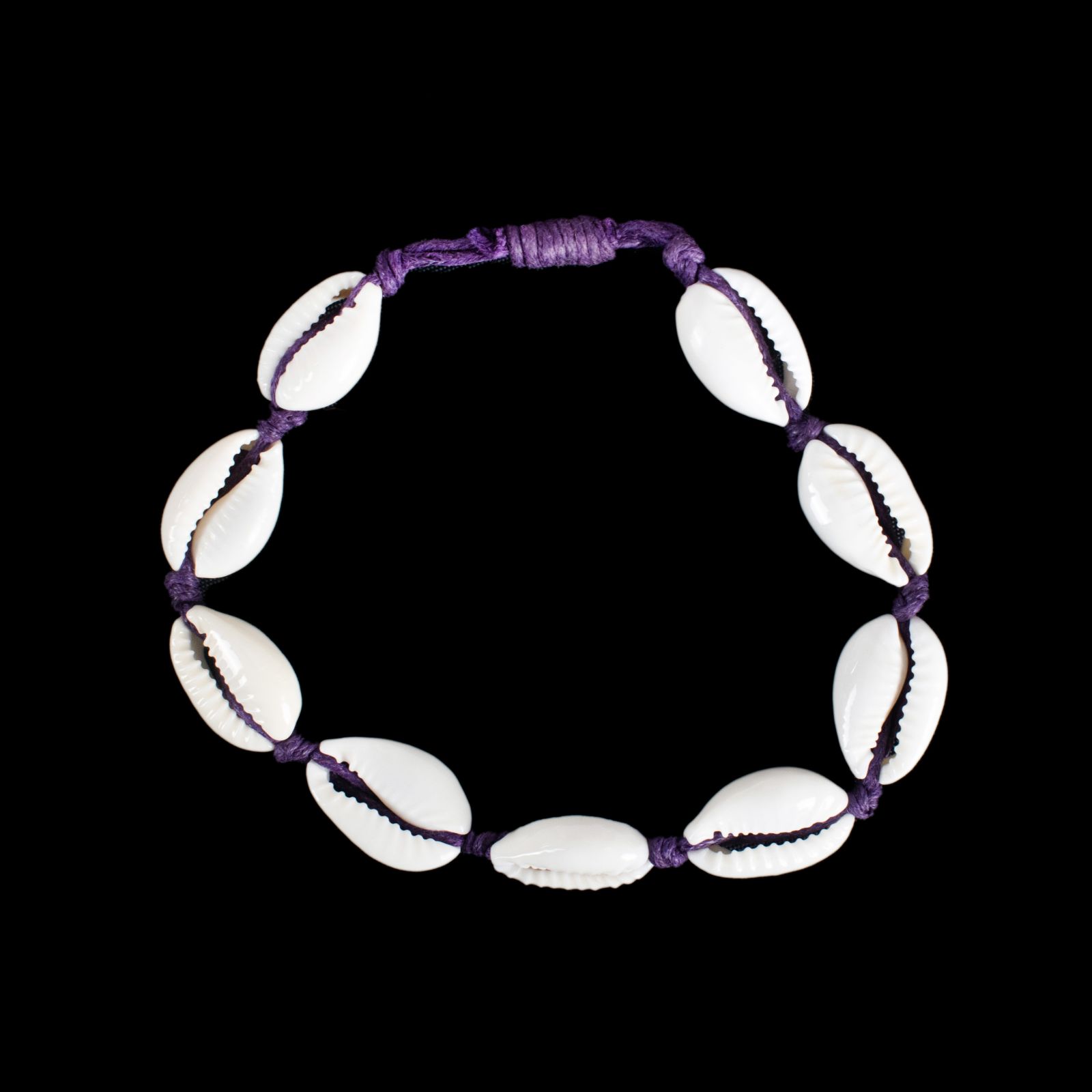 Macramé bracelet with Kauri shells - Luanna Purple Thailand